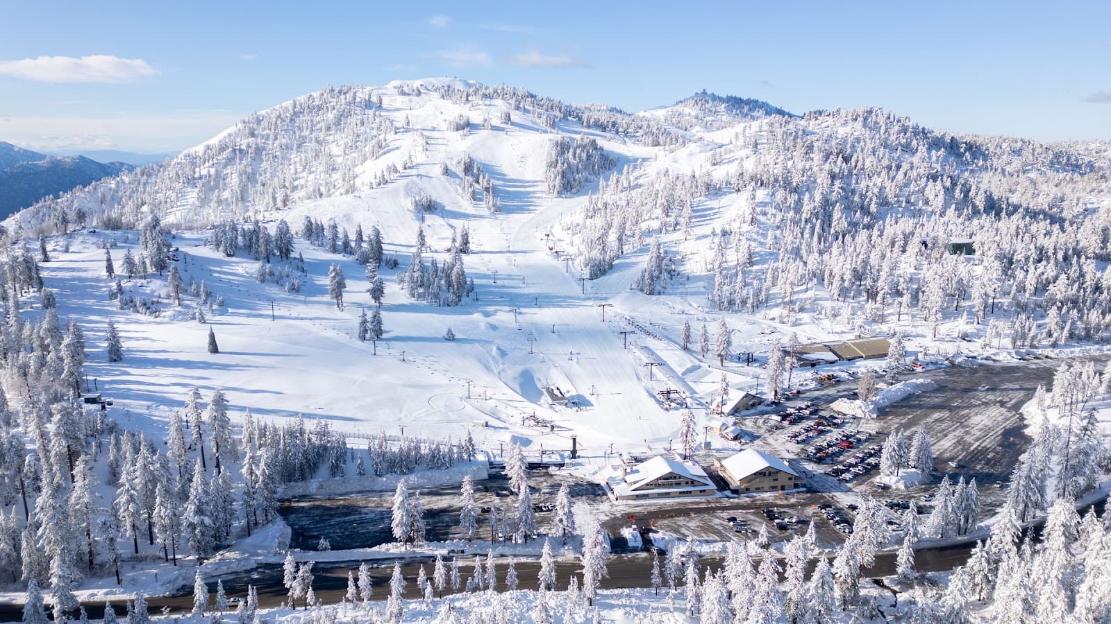 Snow Valley Mountain Resort - Image 1