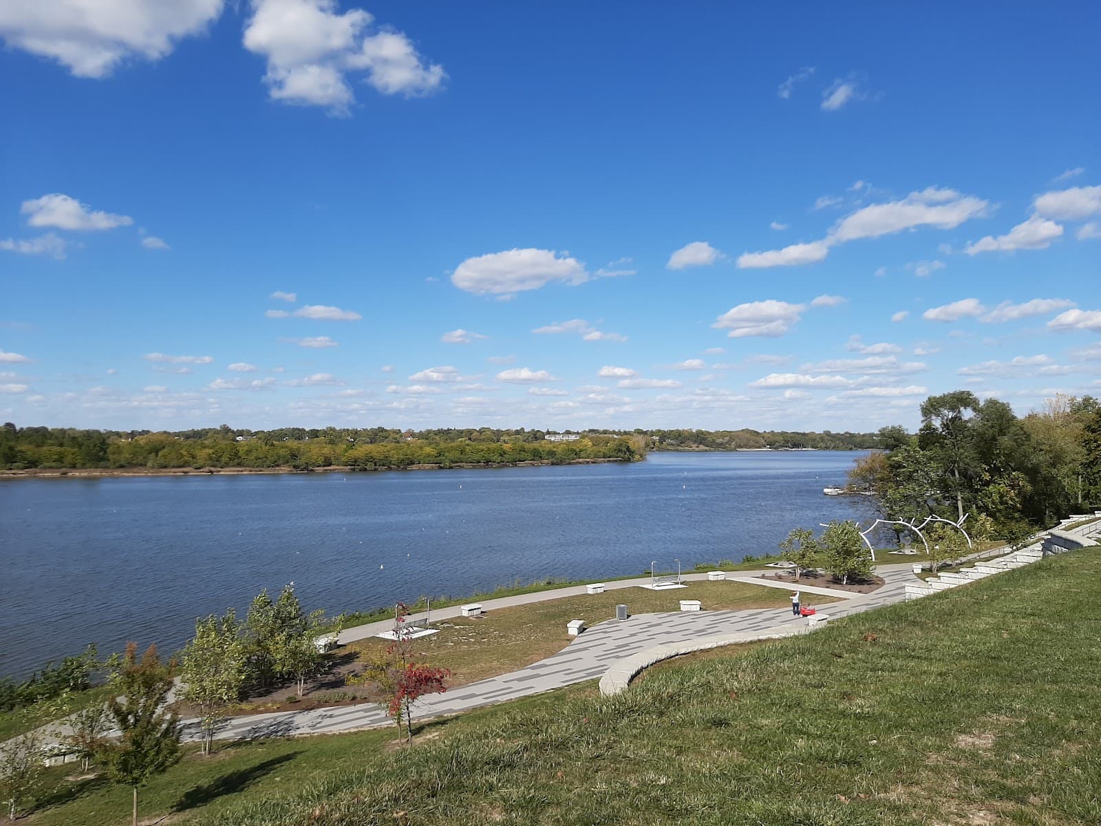 Riverside Park Perrysburg - Image 1