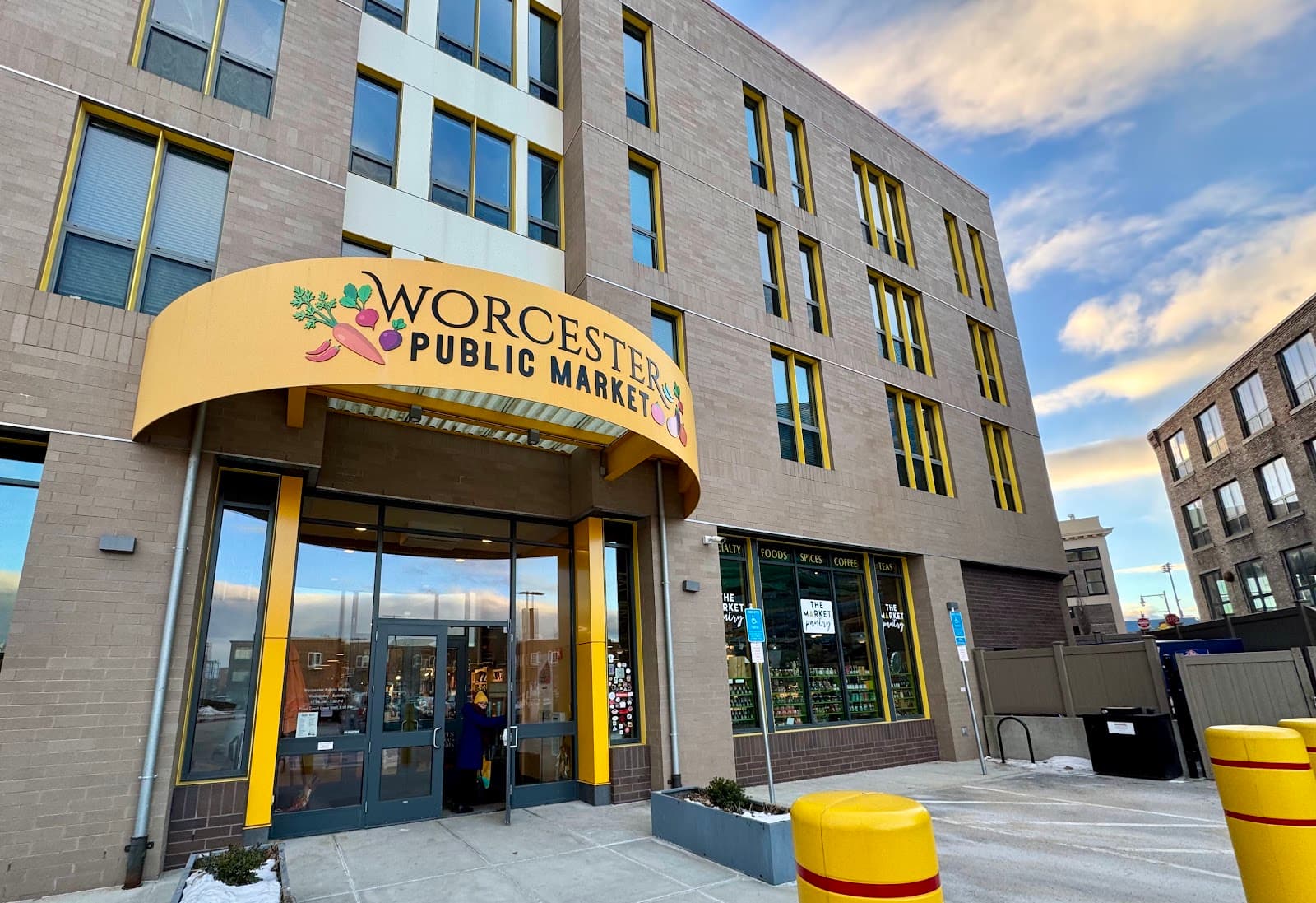 Worcester Public Market - Image 1