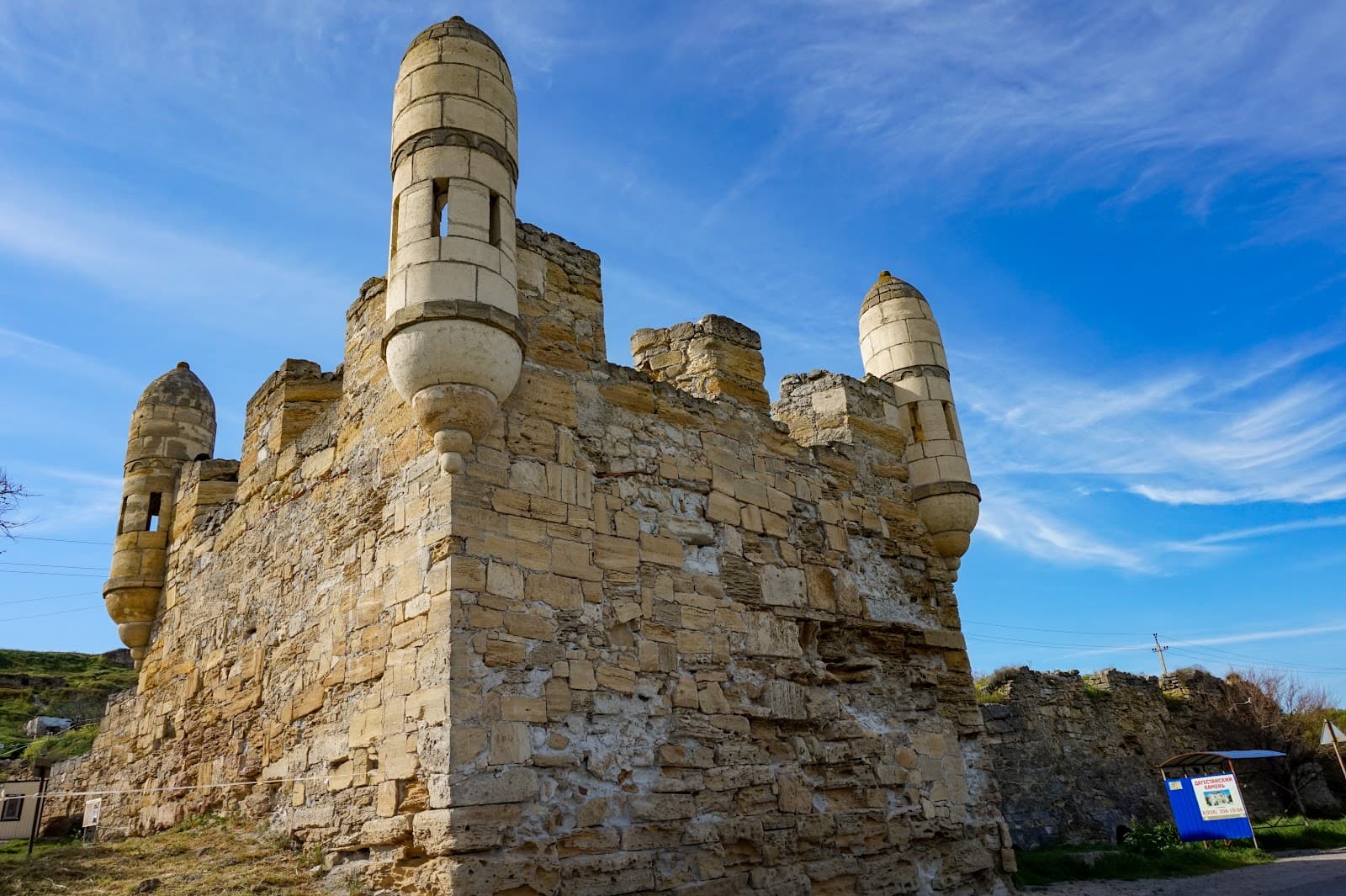 Yeni-Kale Fortress - Image 1