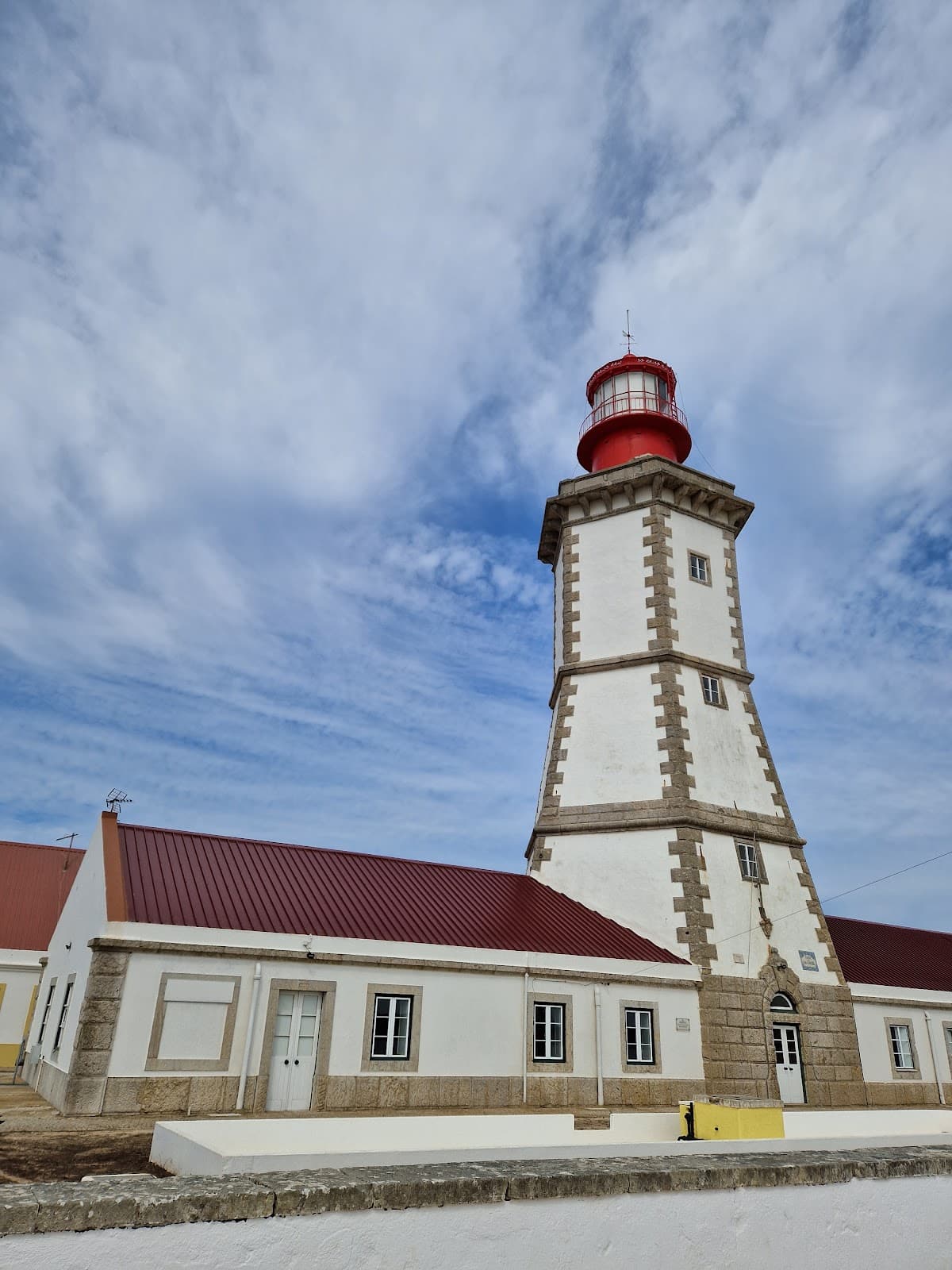 Cabo Espichel Lighthouse - Image 1