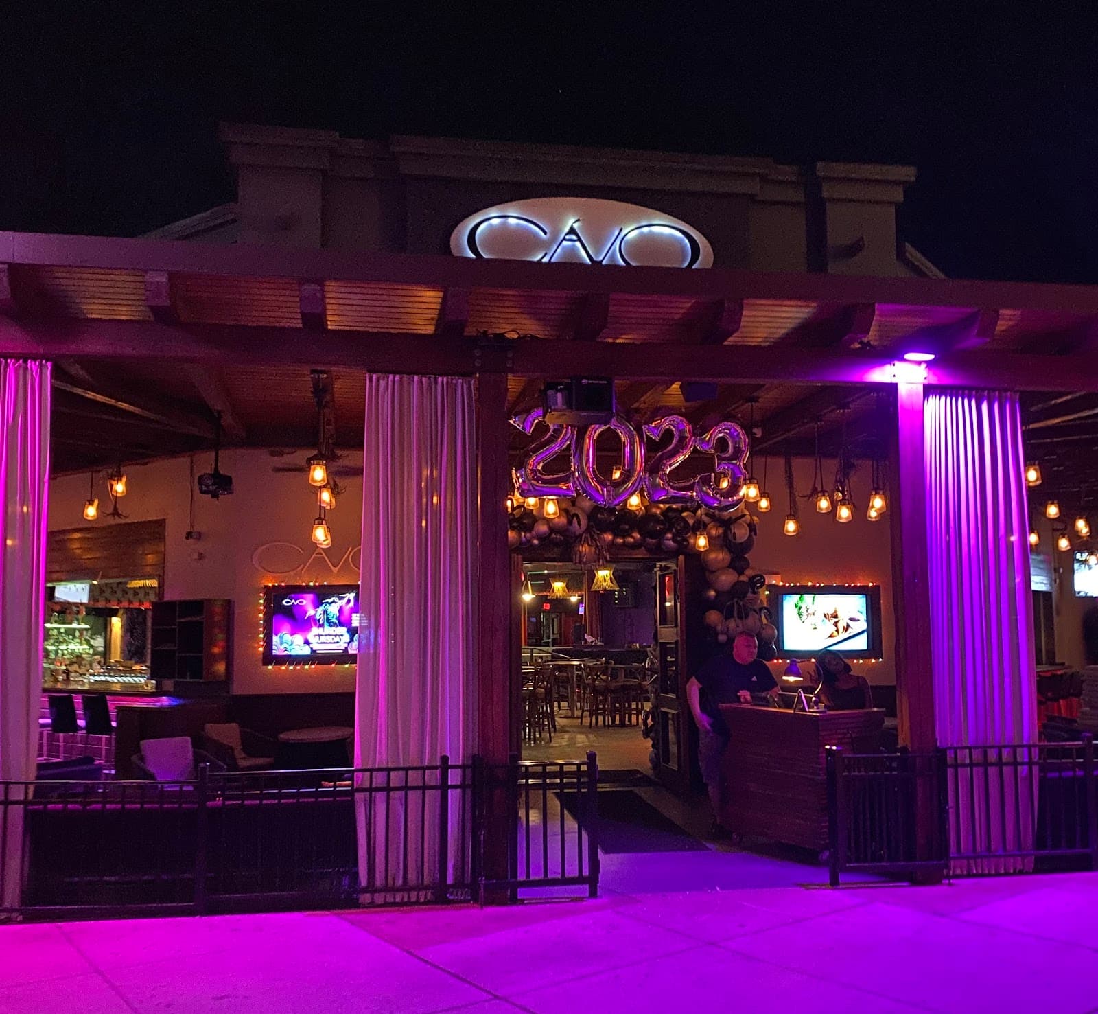 Cavo Lounge - Image 1
