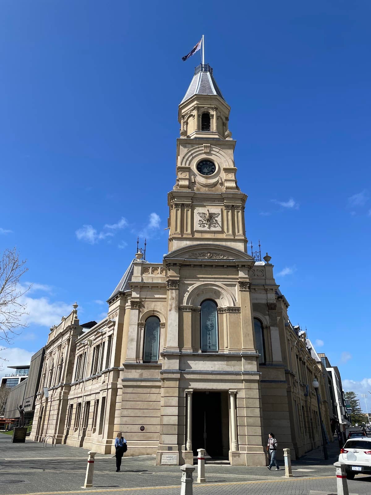 Community Events & Markets