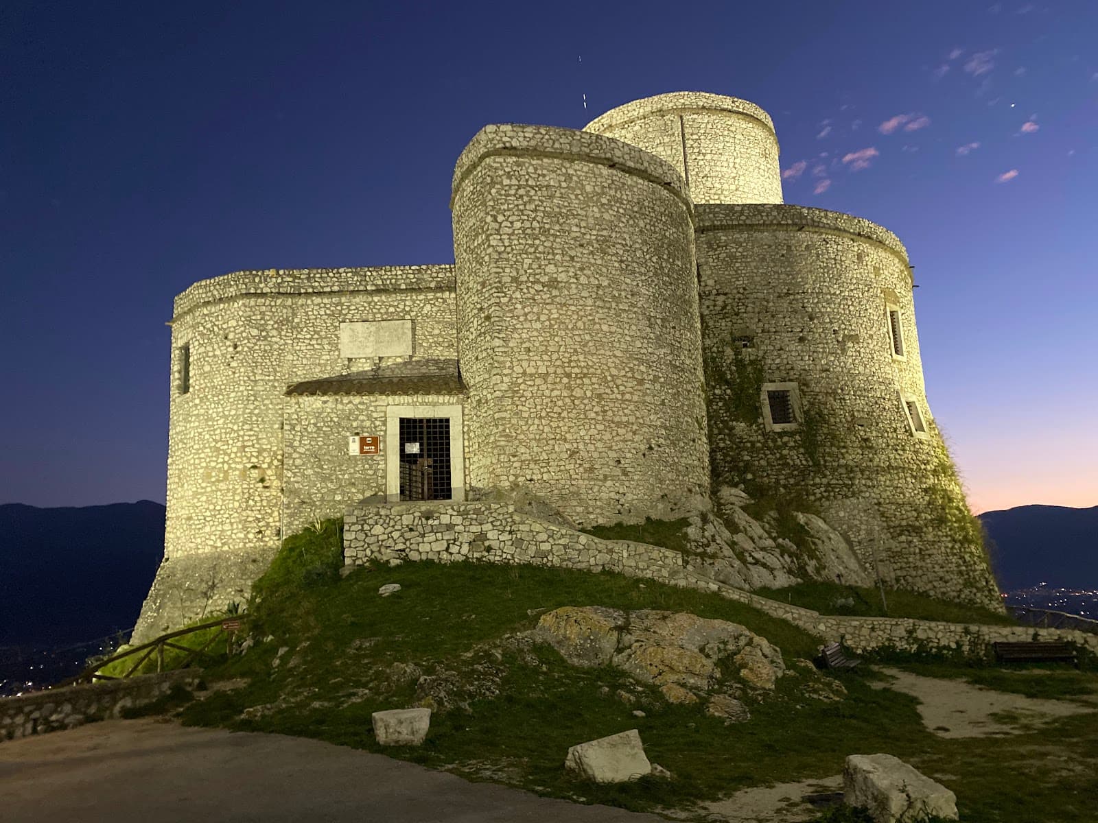 Montesarchio Castle and Museum - Image 1