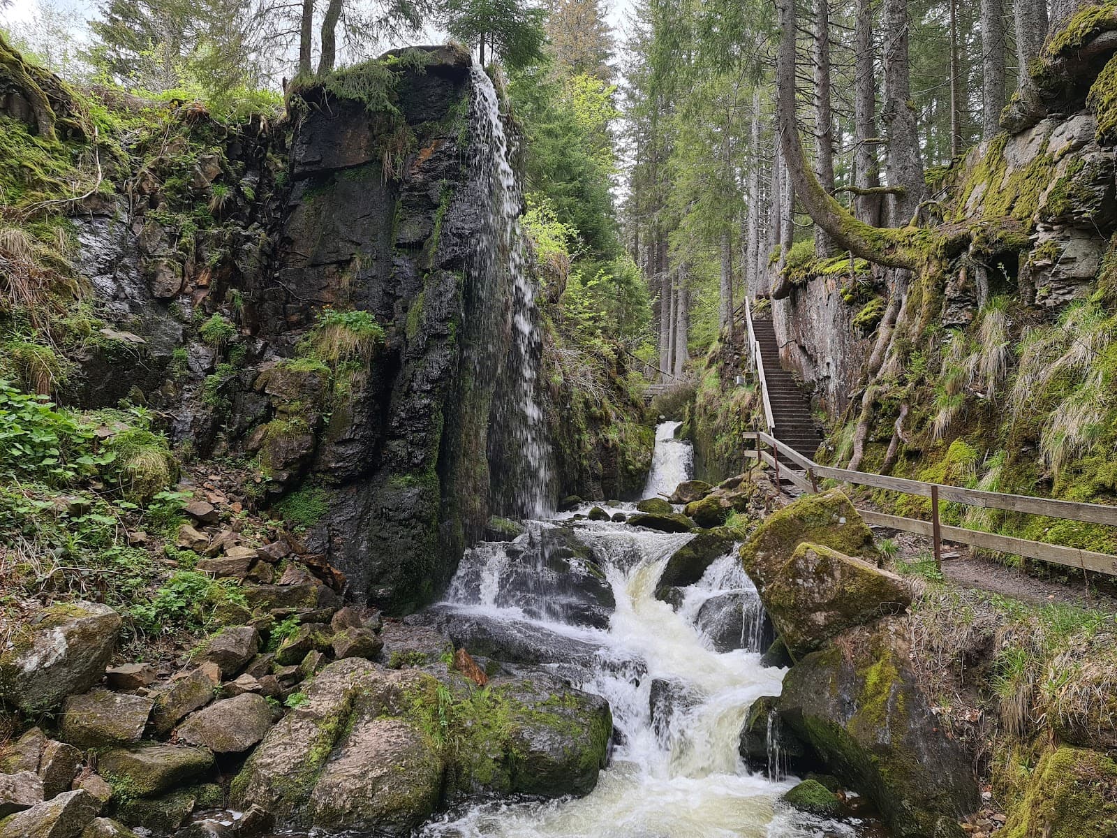 Menzenschwander Wasserfälle - Image 1