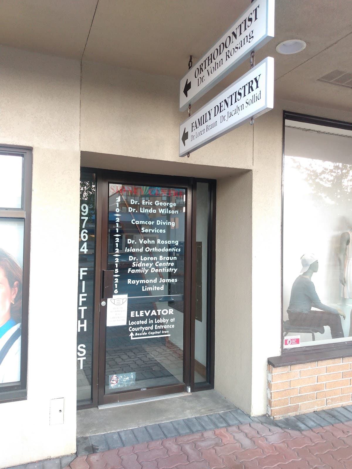 Sidney Town Centre - Image 1