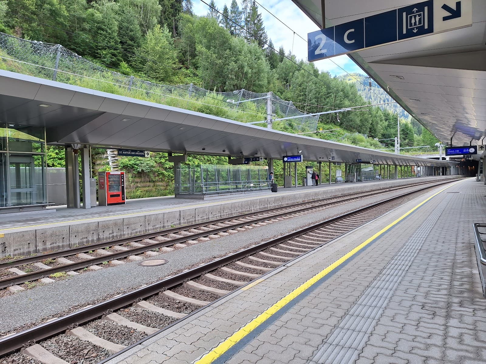 St. Anton Railway Station - Image 1