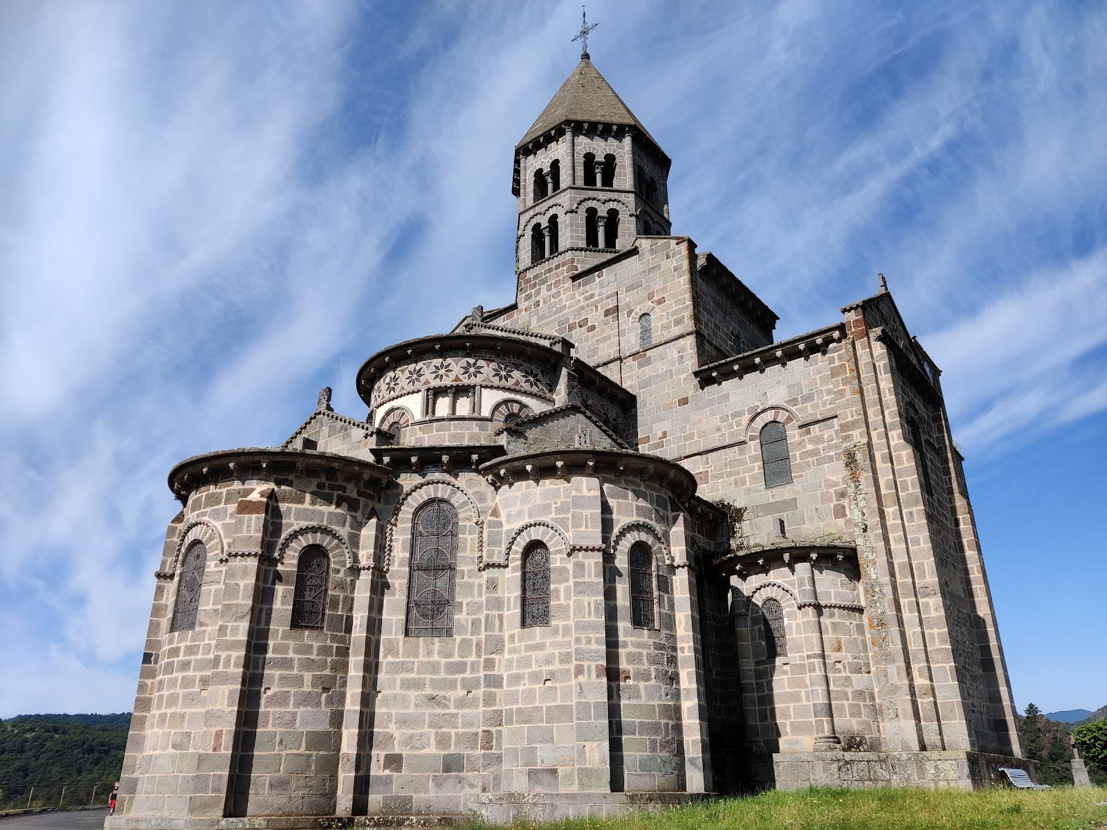 Basilique Saint-Nectaire - Image 1