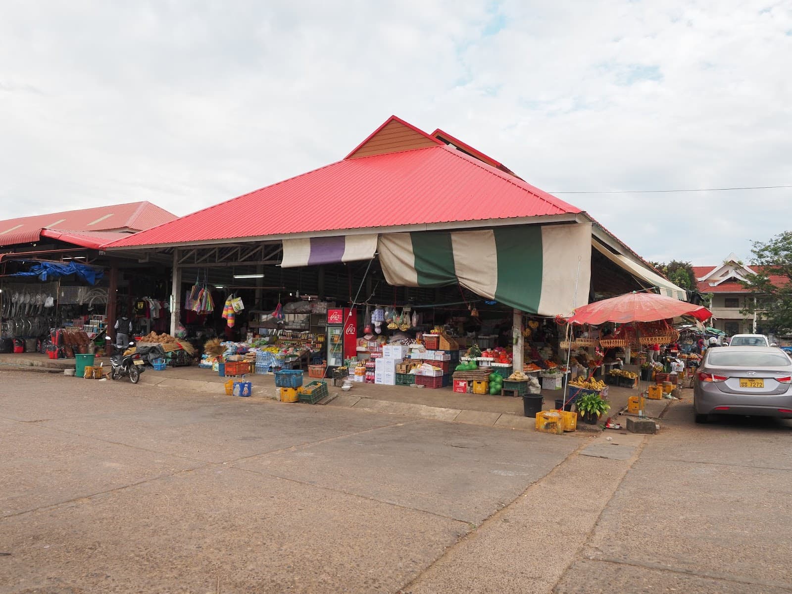 Pakse Night Market - Image 1
