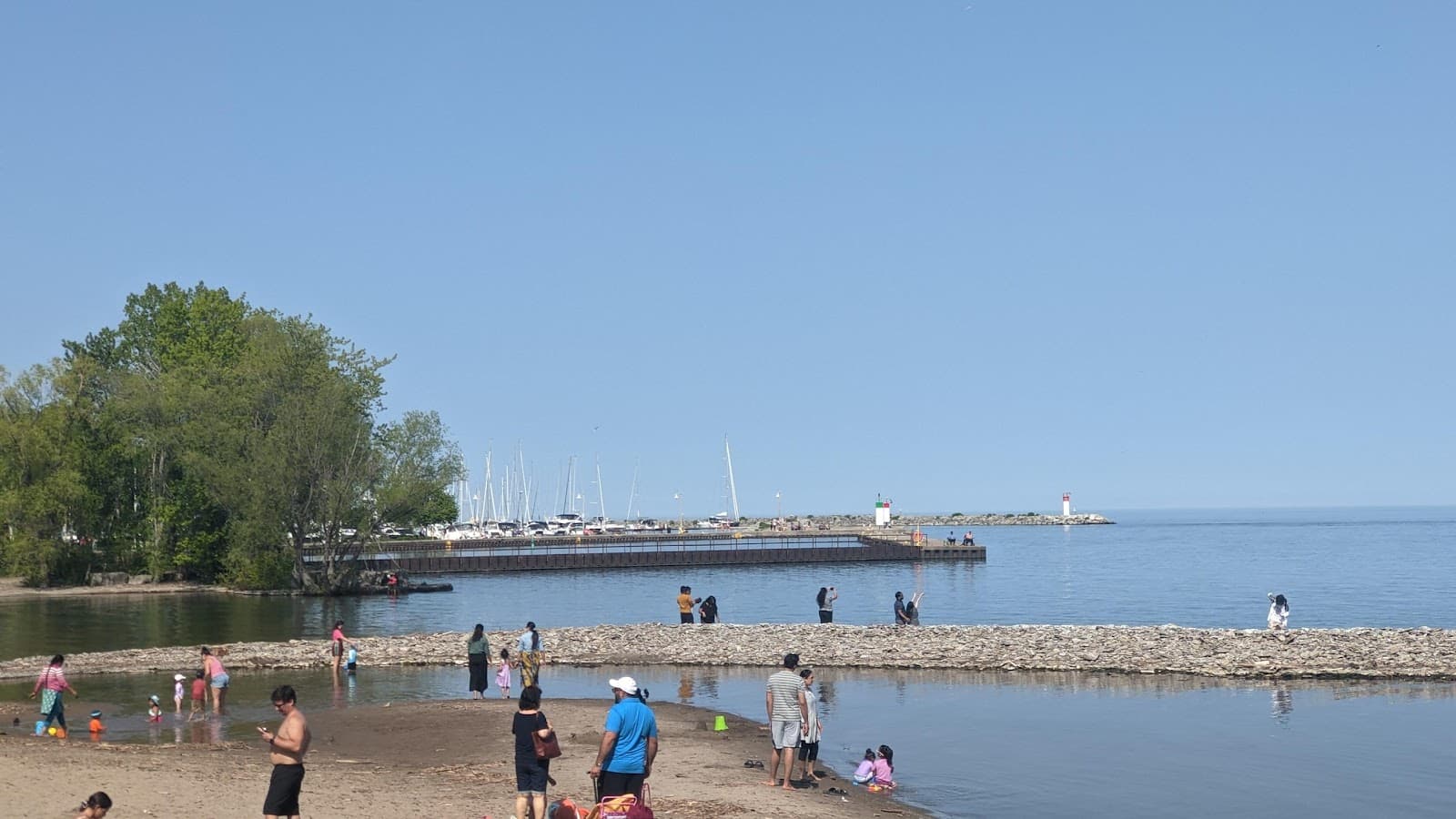 Bronte Beach Park - Image 1