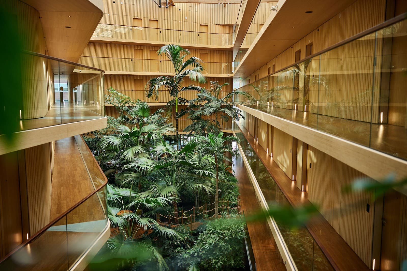 Hotel Jakarta Amsterdam - Image 1