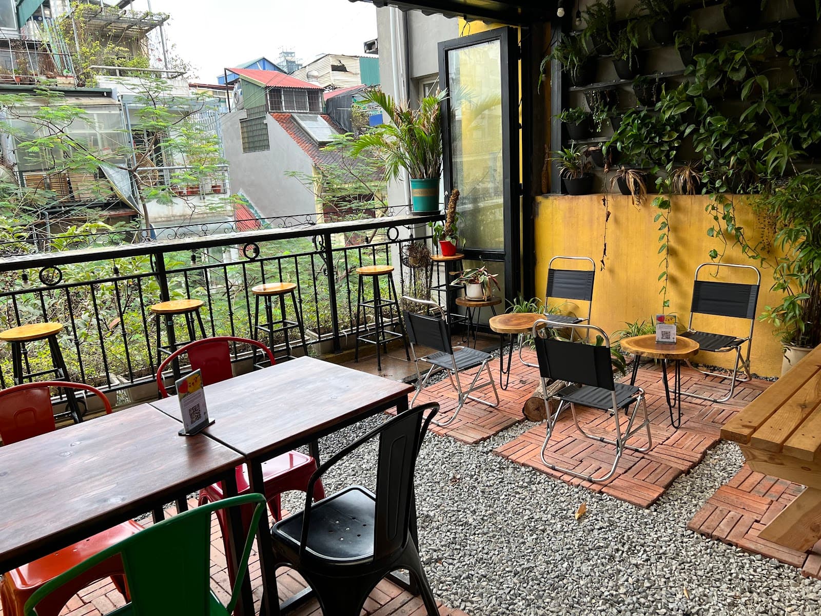 Cafe Dinh - Image 1