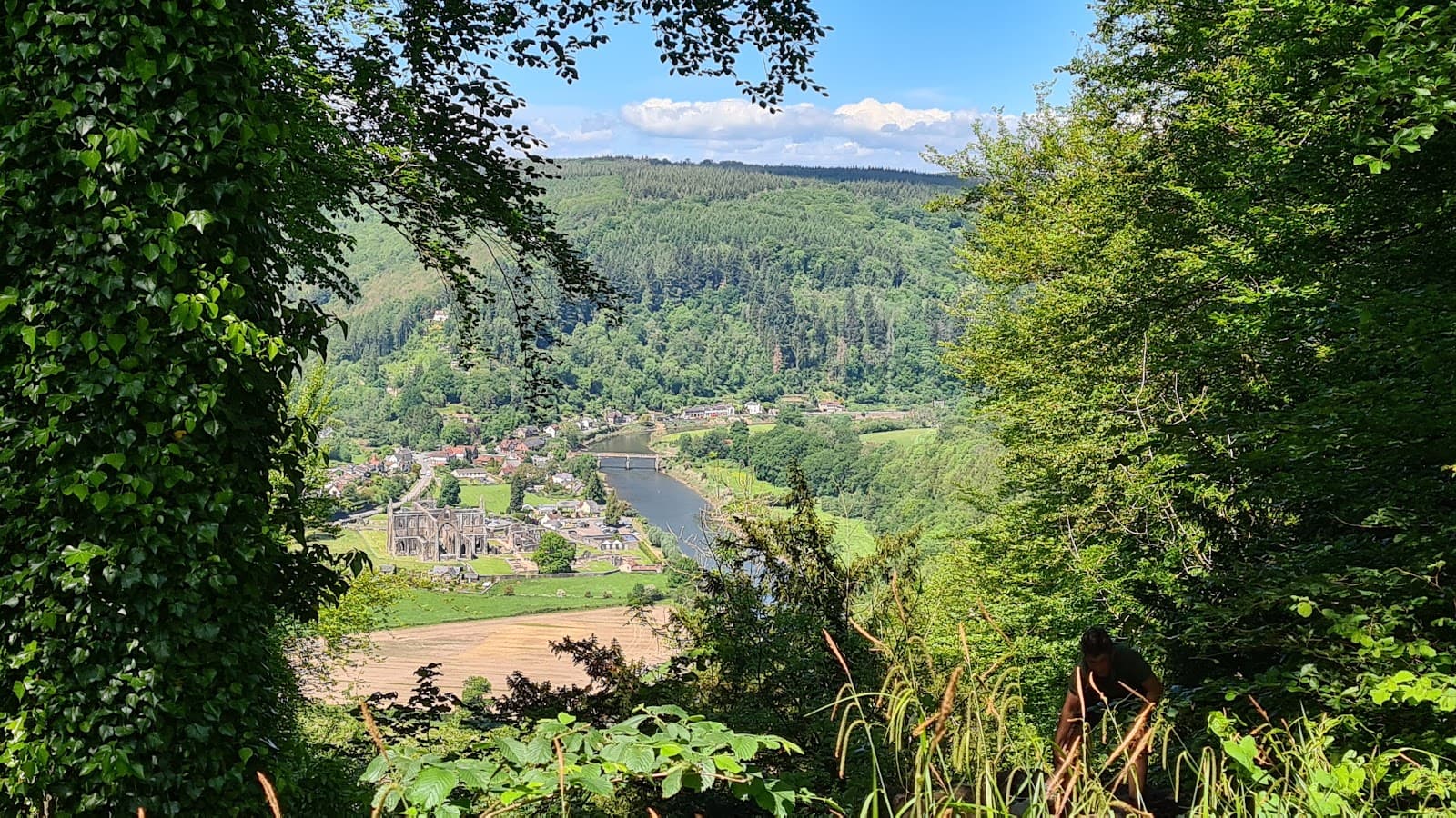 Devil's Pulpit - Image 1