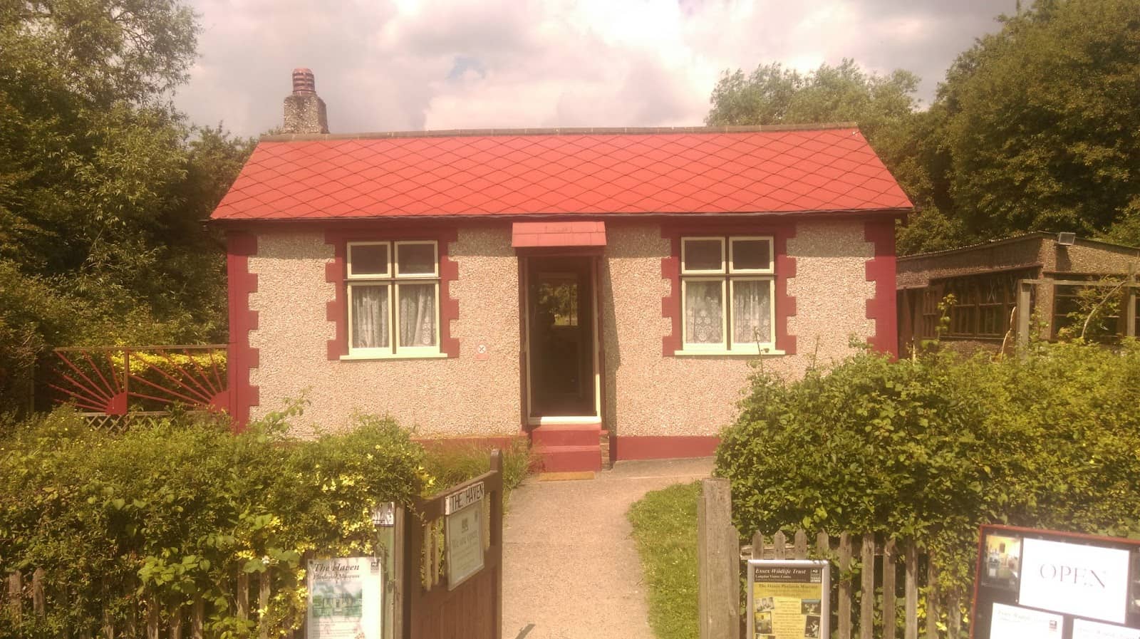 Family & Pet-Friendly Trails