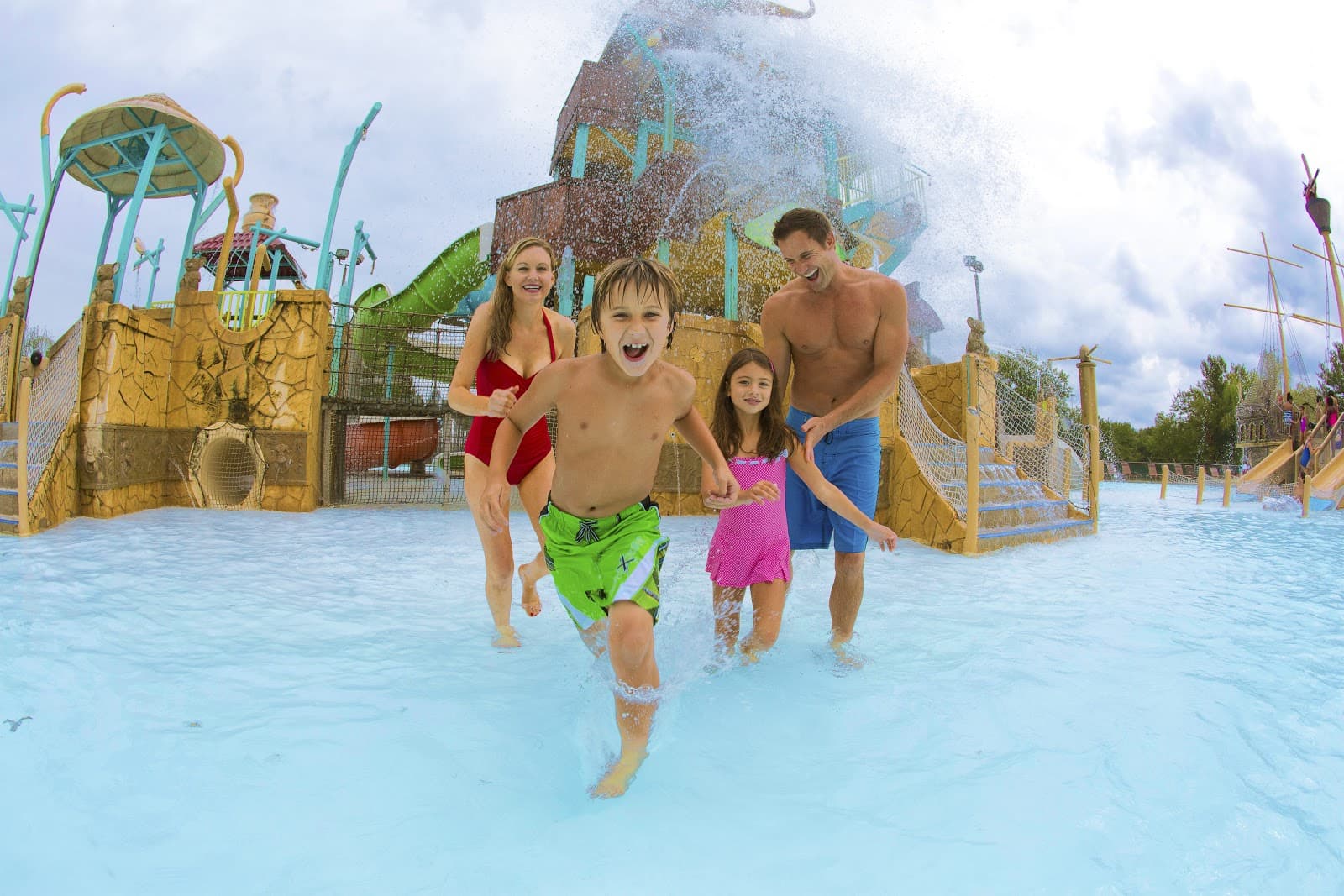 Hurricane Harbor Chicago - Image 1