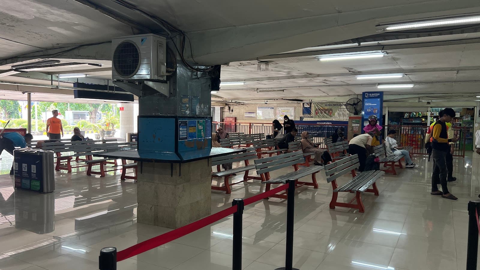 Kota Station Semut Station - Image 1