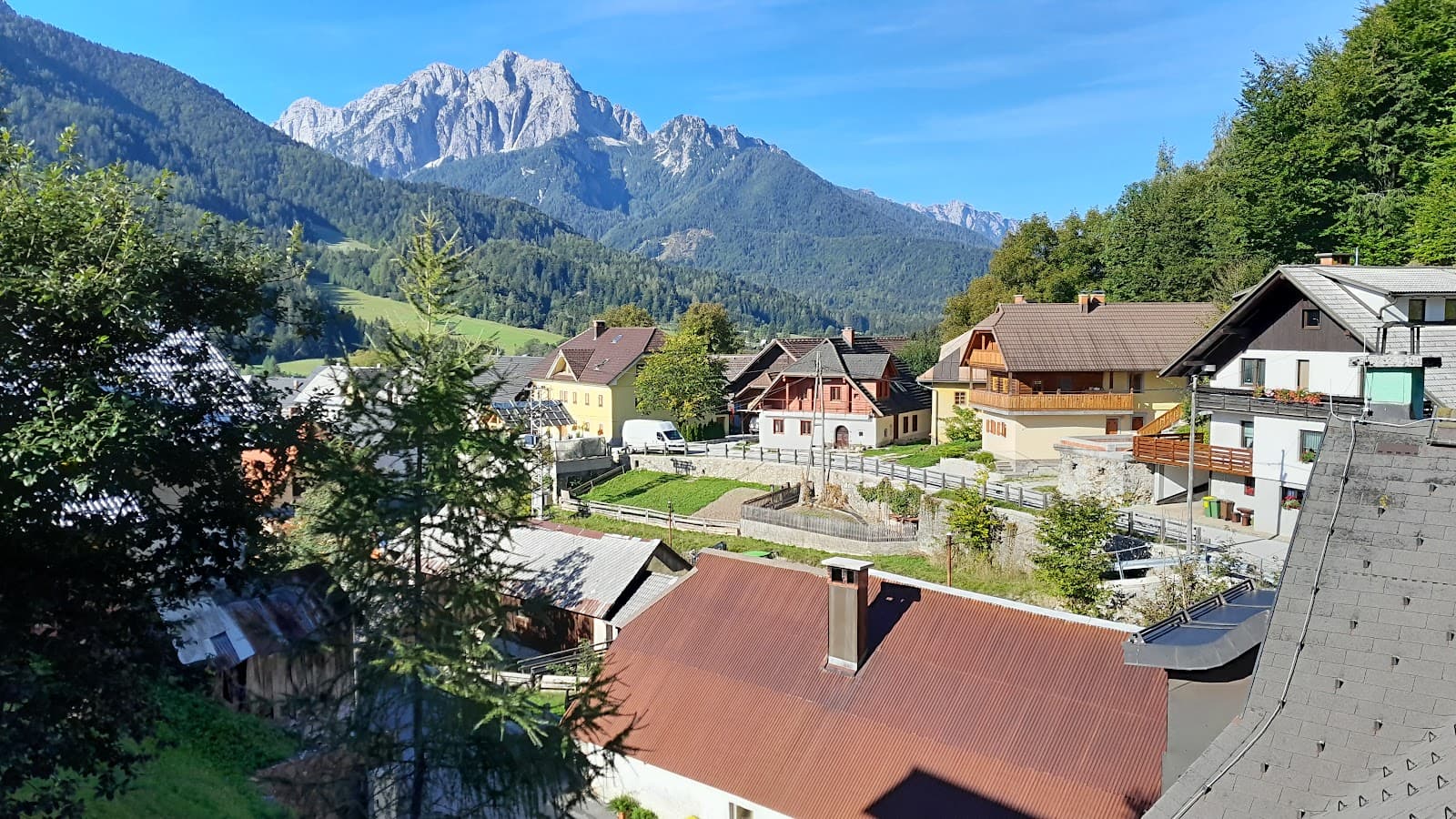 Podkoren Old Village - Image 1