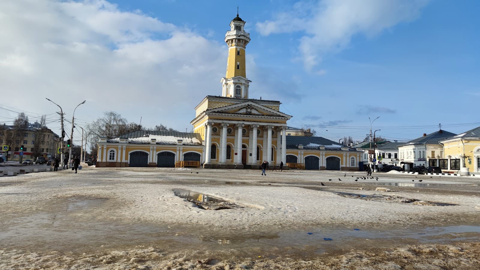 Susanin Square - Image 1