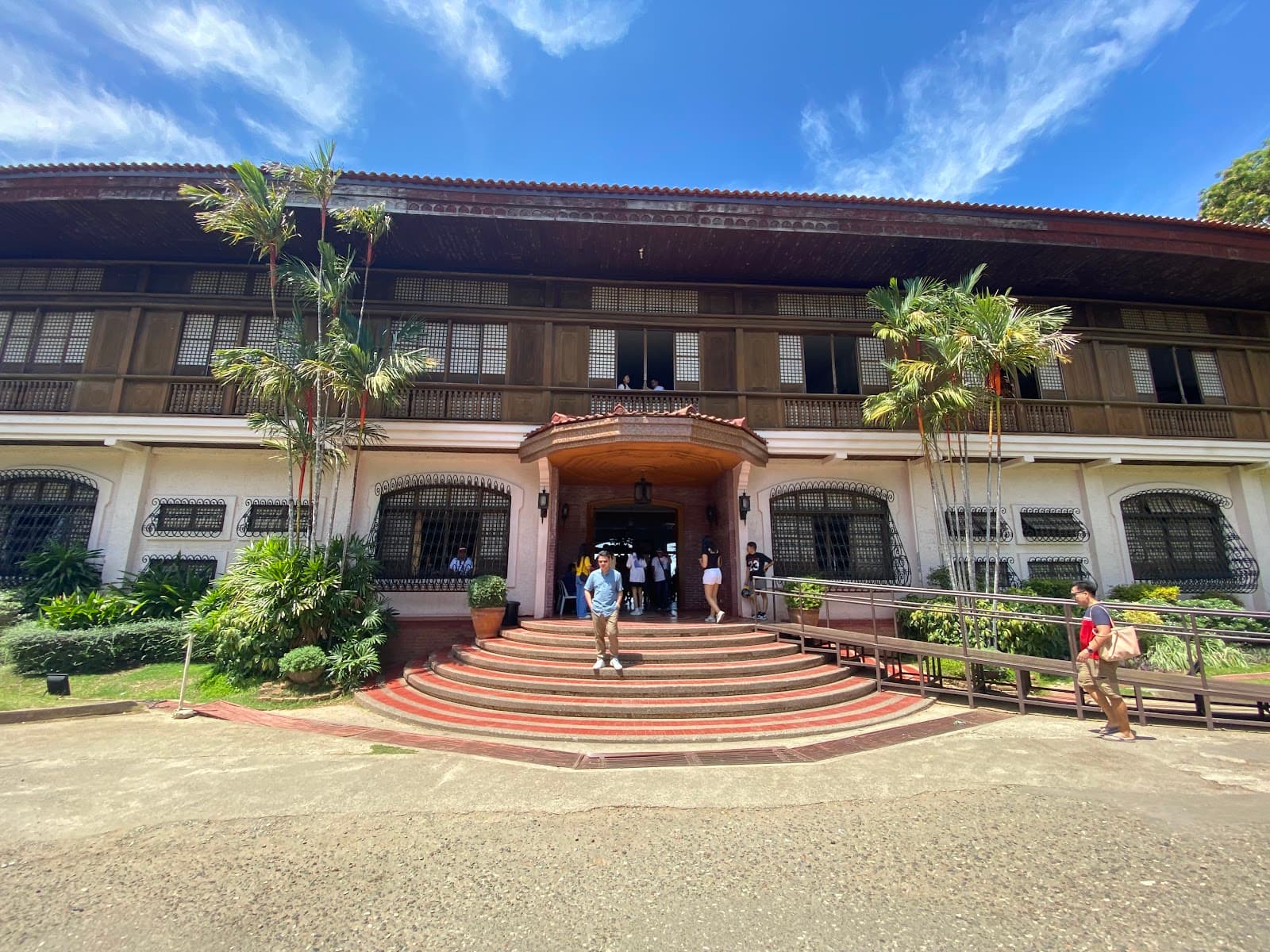 Malacañang of the North - Image 1