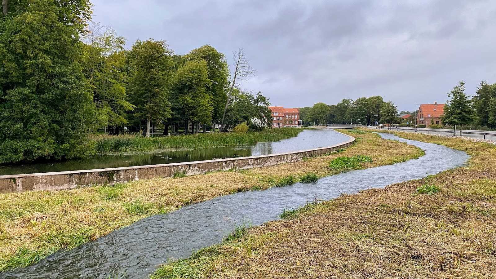 Vidå River Promenade - Image 1