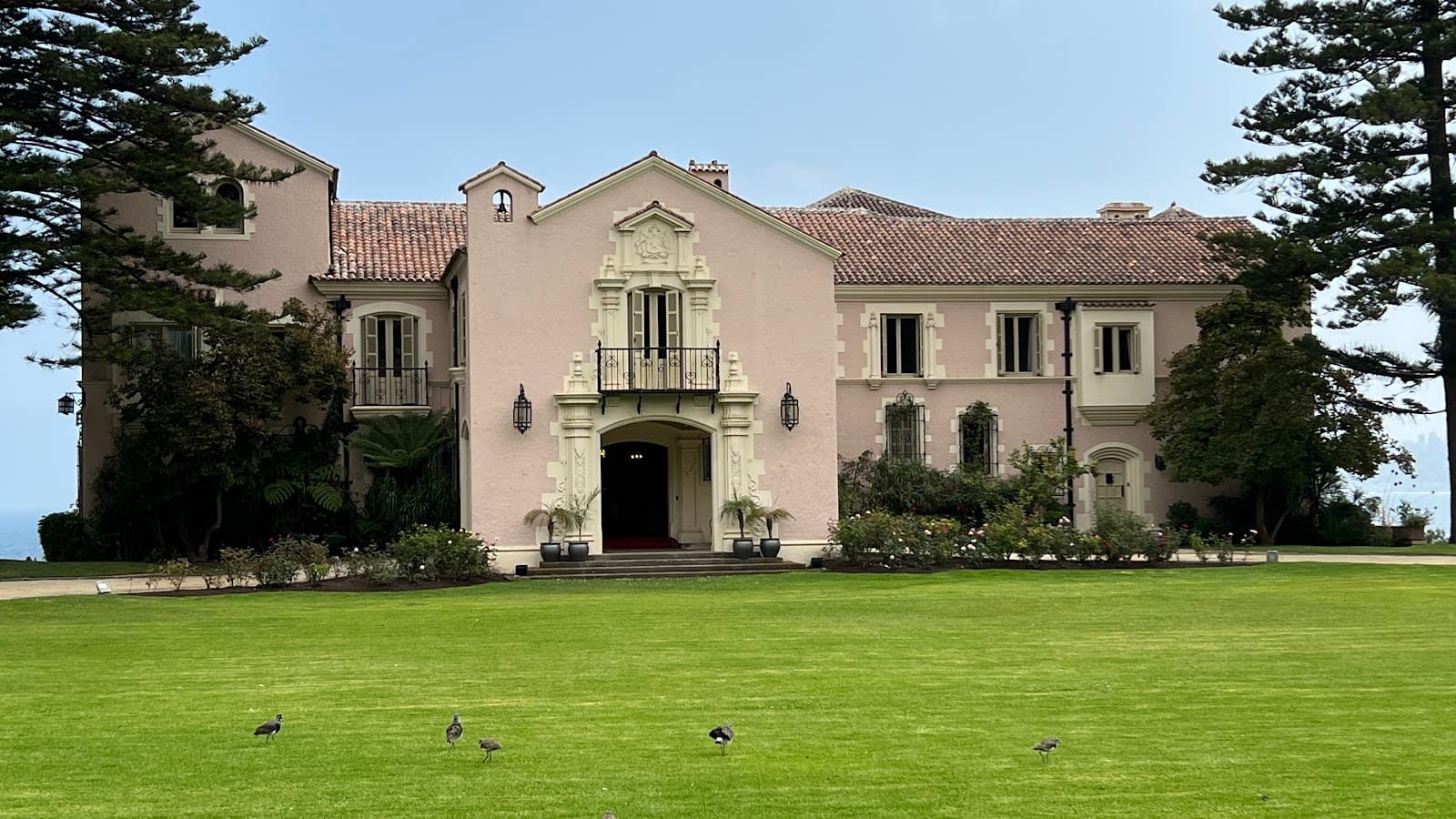 Cerro Castillo Neighborhood - Image 1