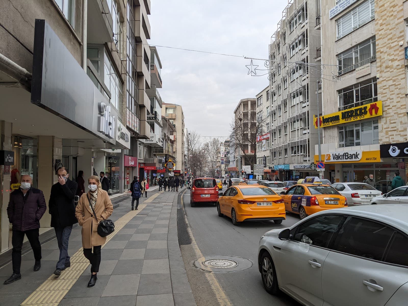 Tunalı Hilmi Street Ankara - Image 1