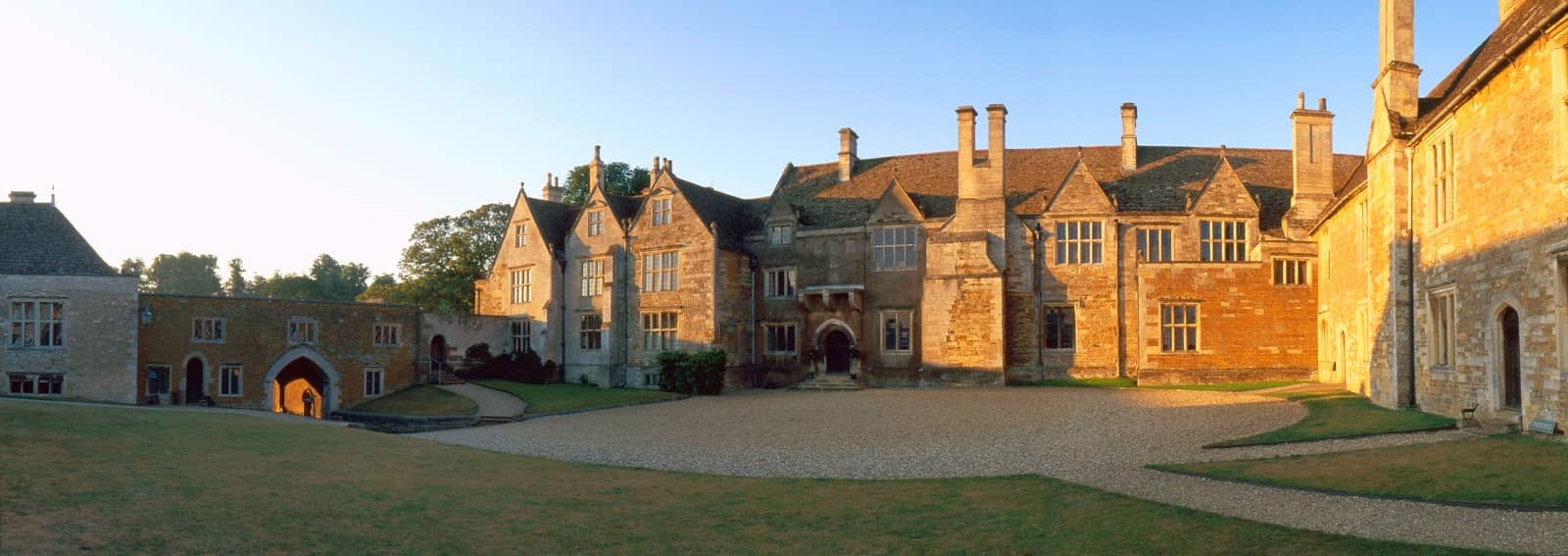 Charles Dickens' Connection