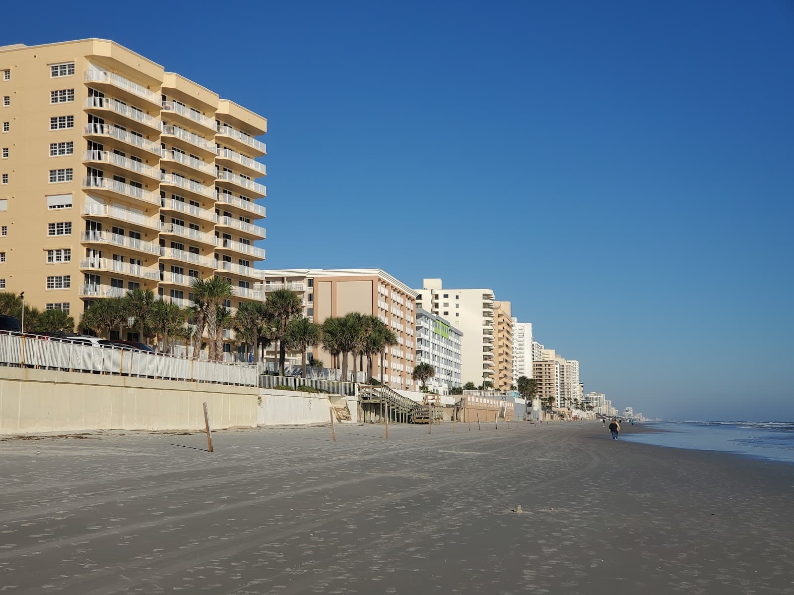Daytona Beach Shores - Image 1