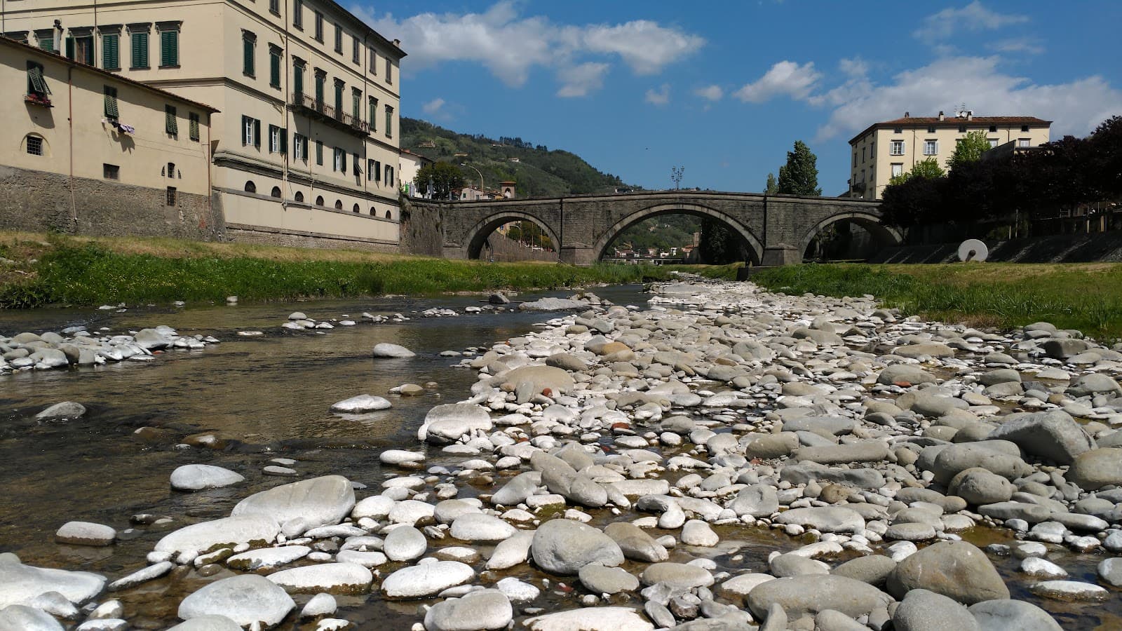 Ponte del Duomo Pescia - Image 1