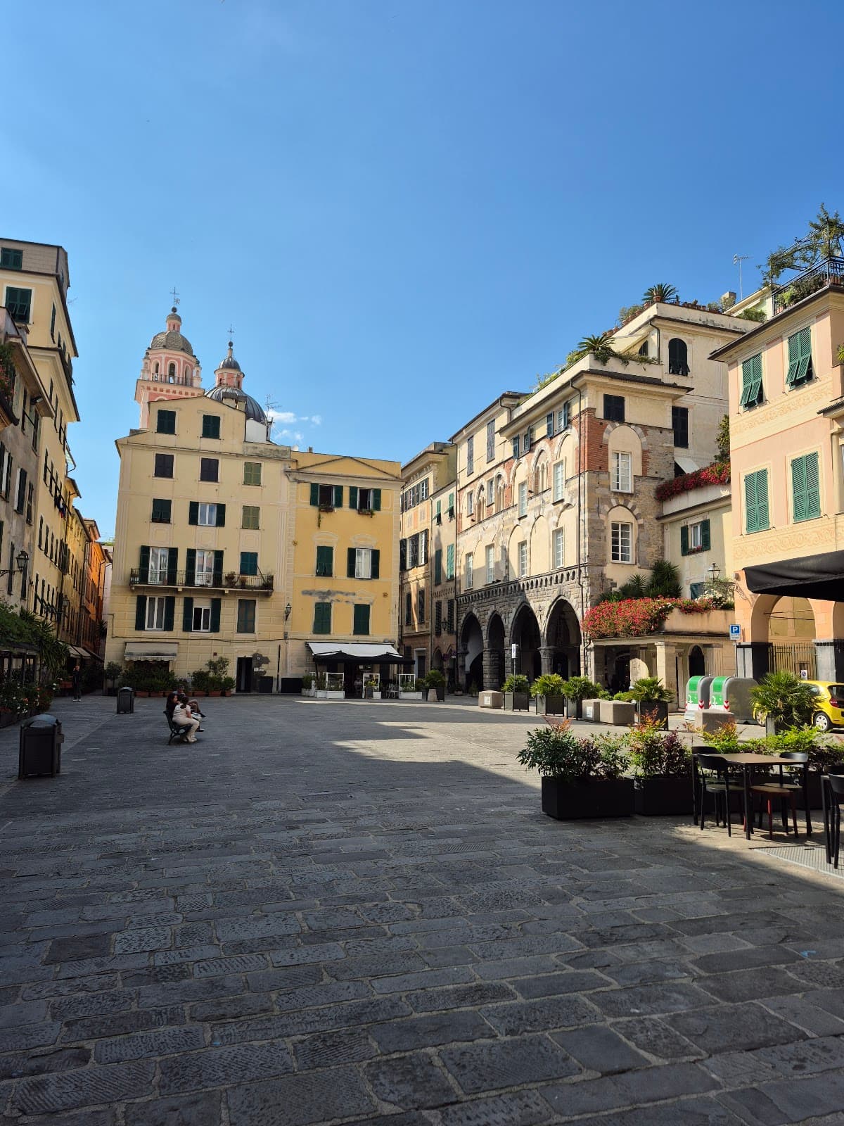 Chiavari Old Town and Arcades - Image 1