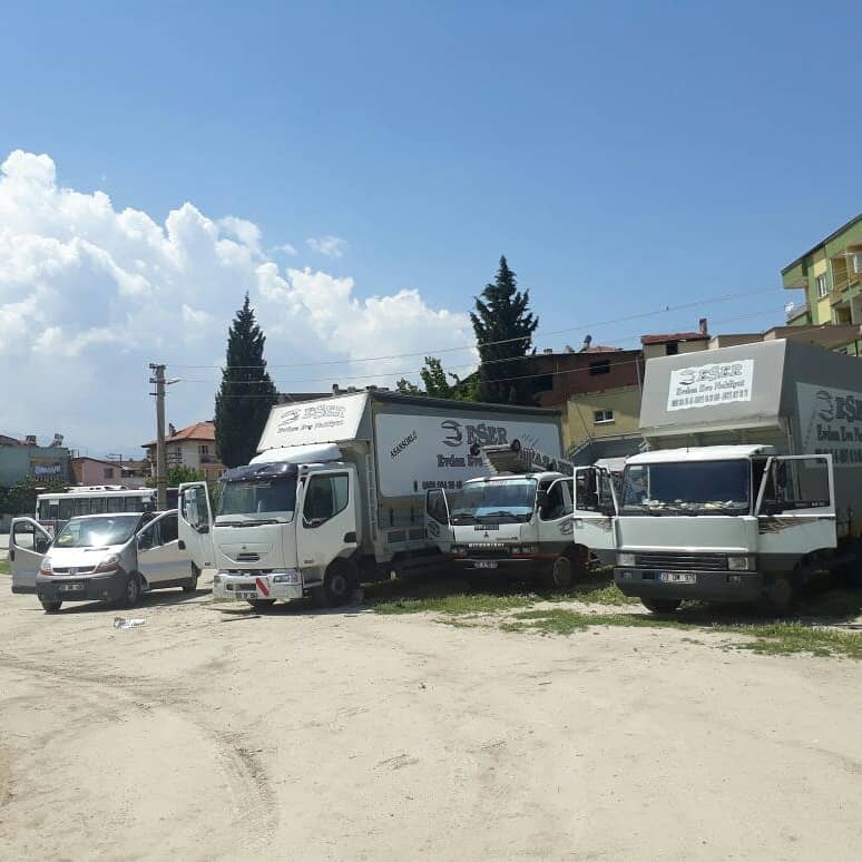 Cinar Square Atmosphere