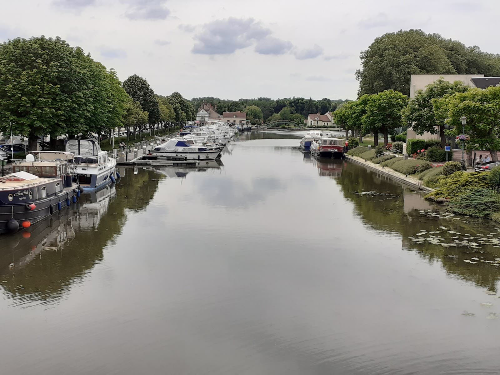 Port de Plaisance de Briare - Image 1
