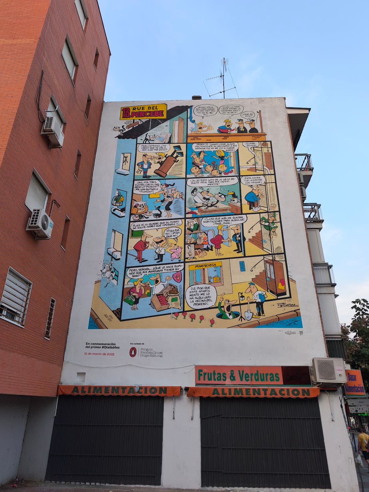13, Rue del Percebe Building Mural - Image 1