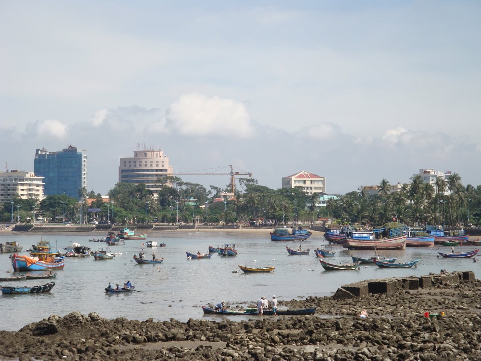Ha Long Road - Image 1