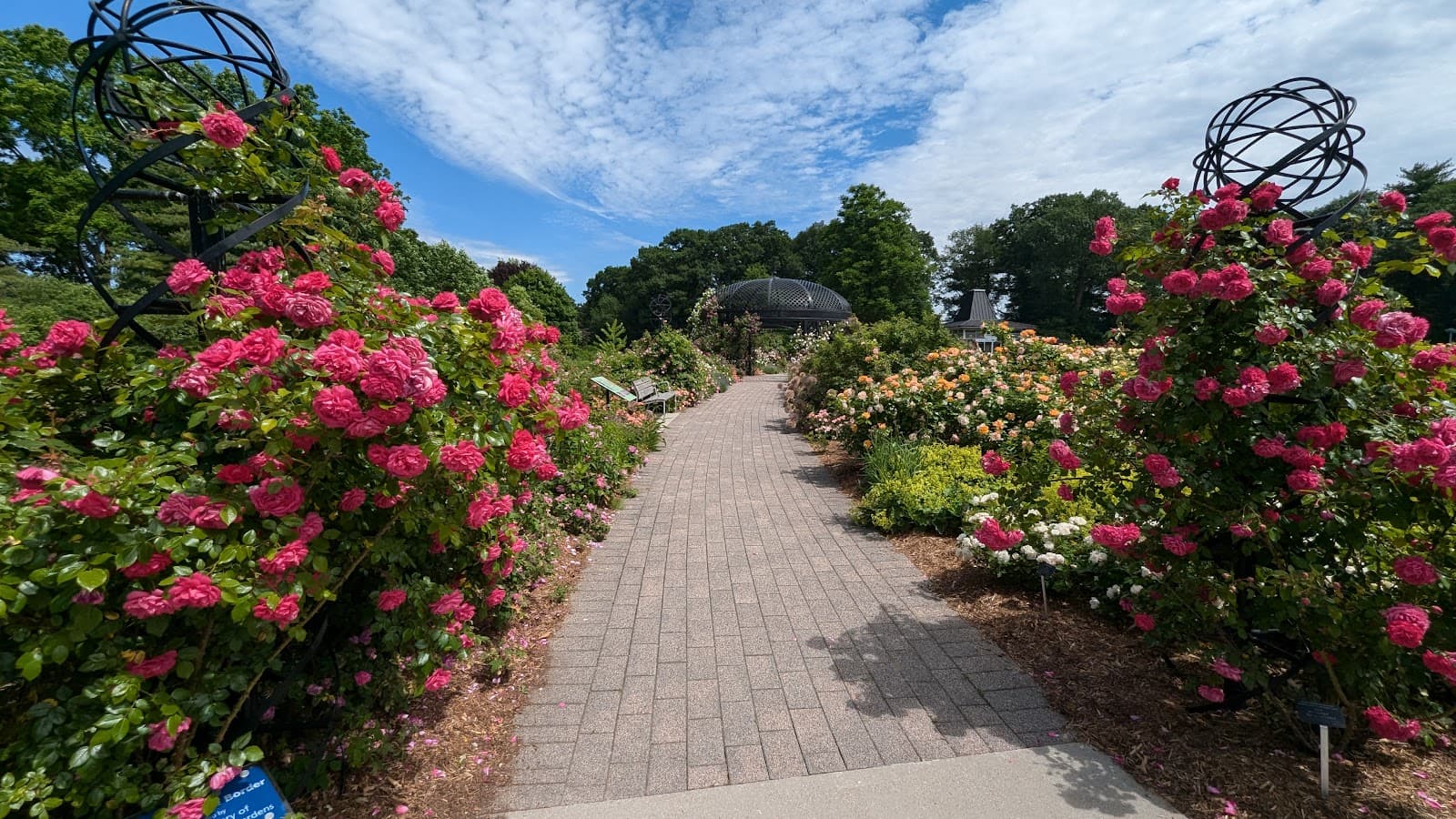 Royal Botanical Gardens Hendrie Park & RBG Centre - Image 1