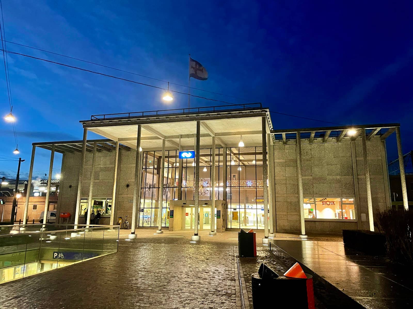 Book Row (Boekenrij)