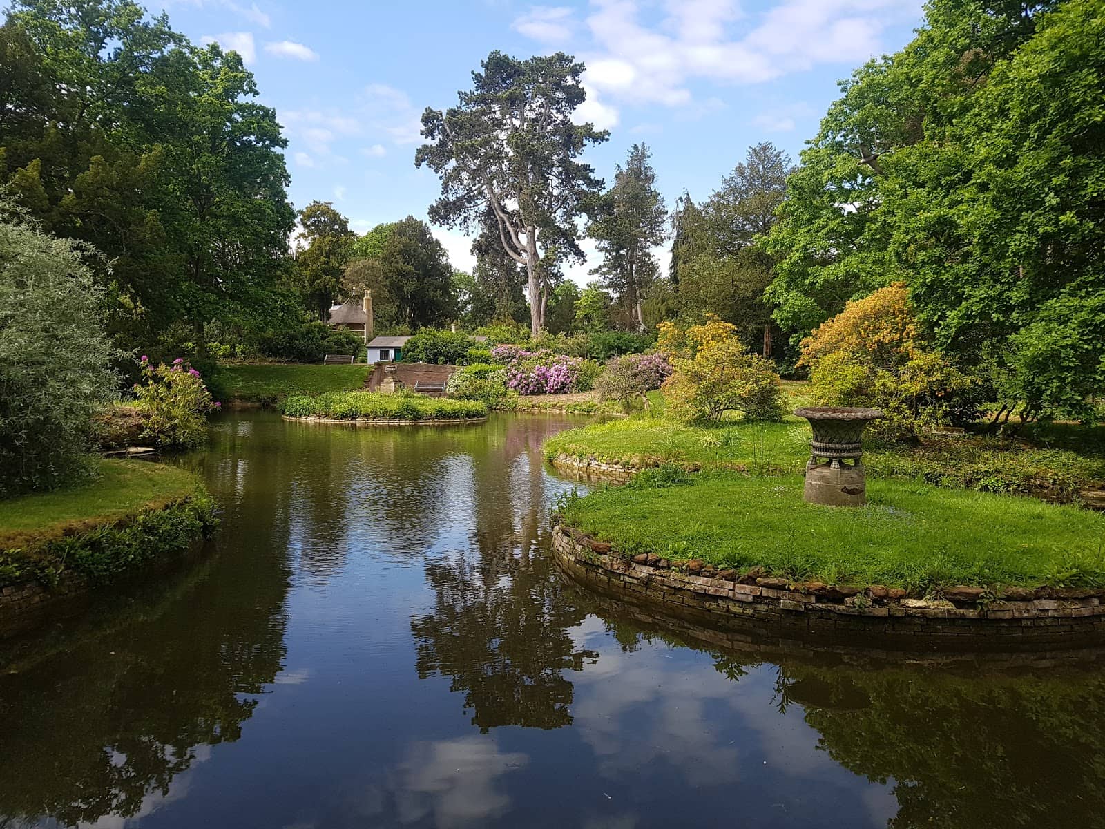 Beautiful Estate Gardens