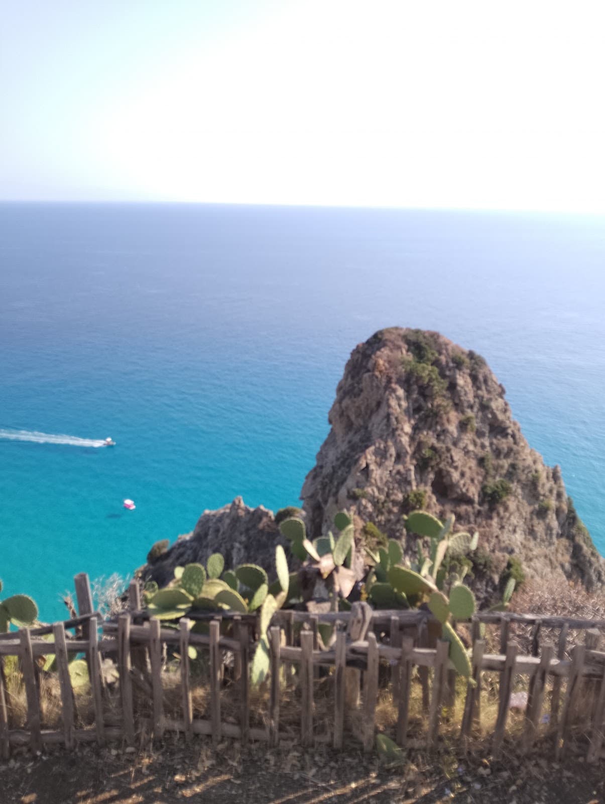 Capo Vaticano Lighthouse - Image 1
