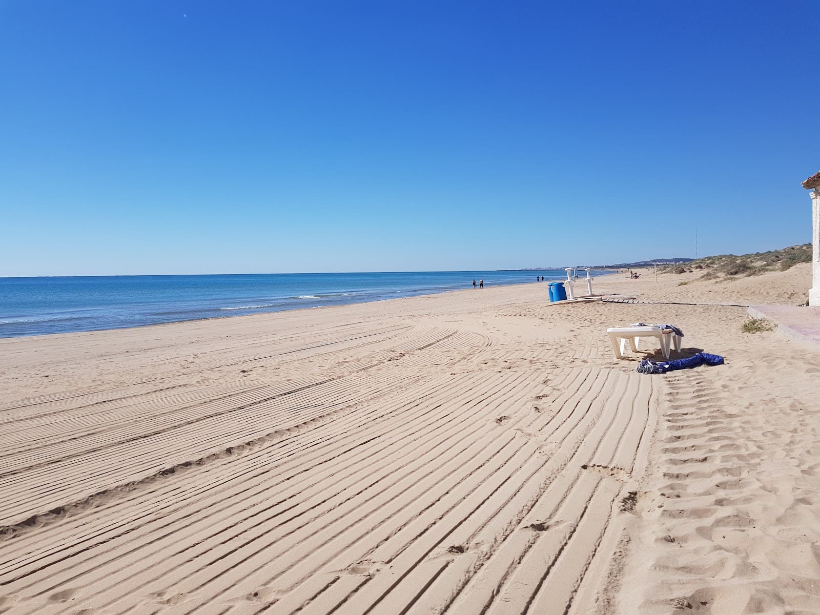 Playa de La Marina - Image 1