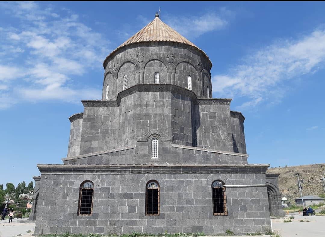 Kümbet Mosque (Church of the Holy Apostles) - Image 1