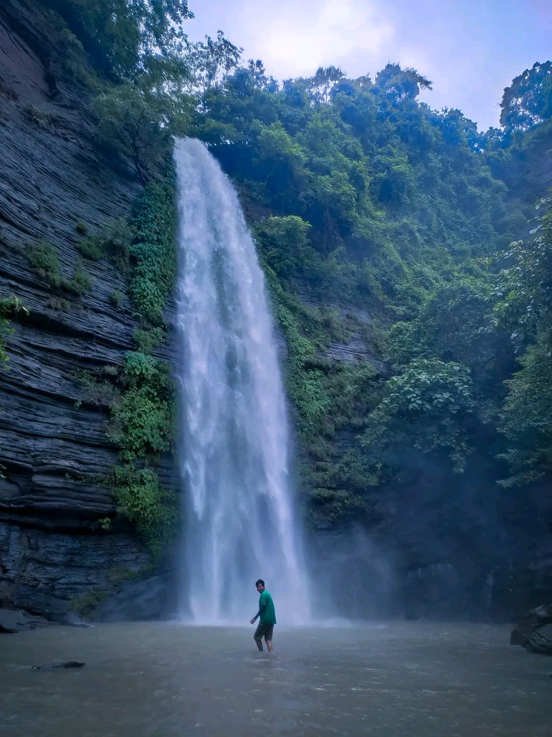 Sohosrodhara Waterfall (Sitakunda) - Image 1