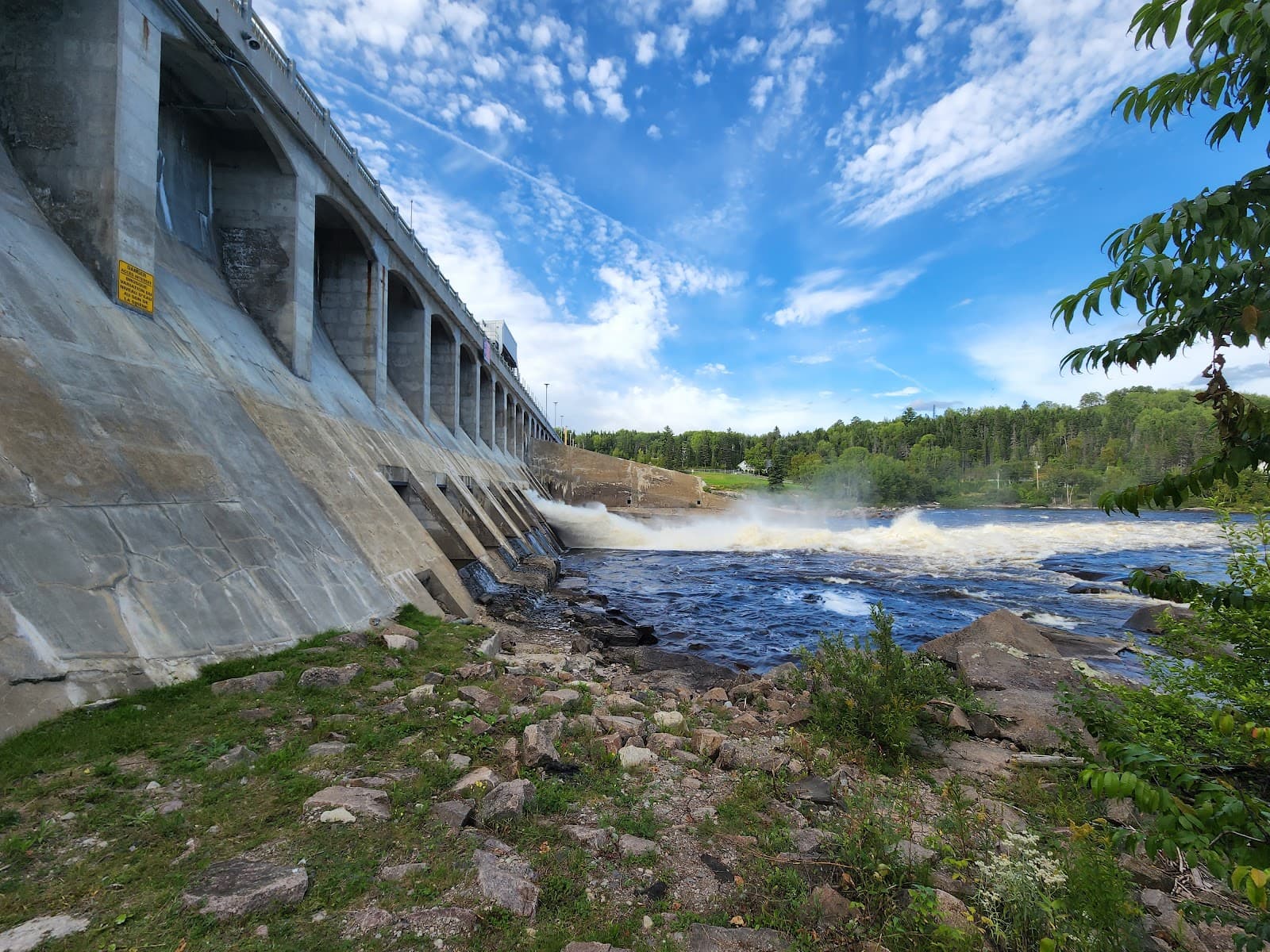 Laterrière - Image 1