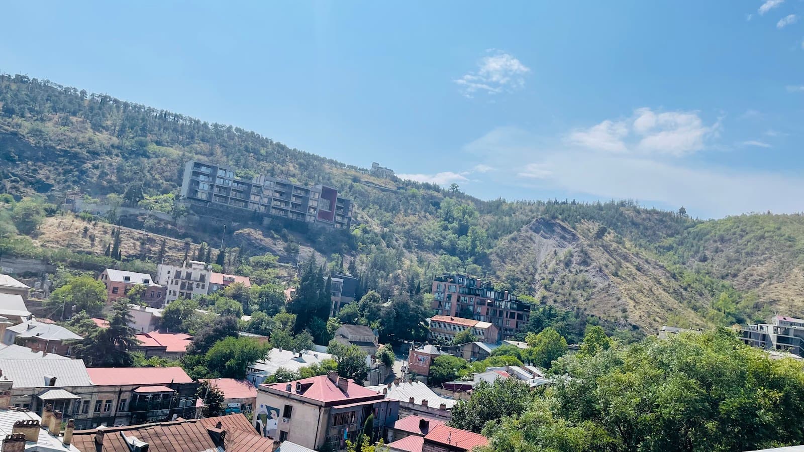 Sololaki Neighborhood - Image 1