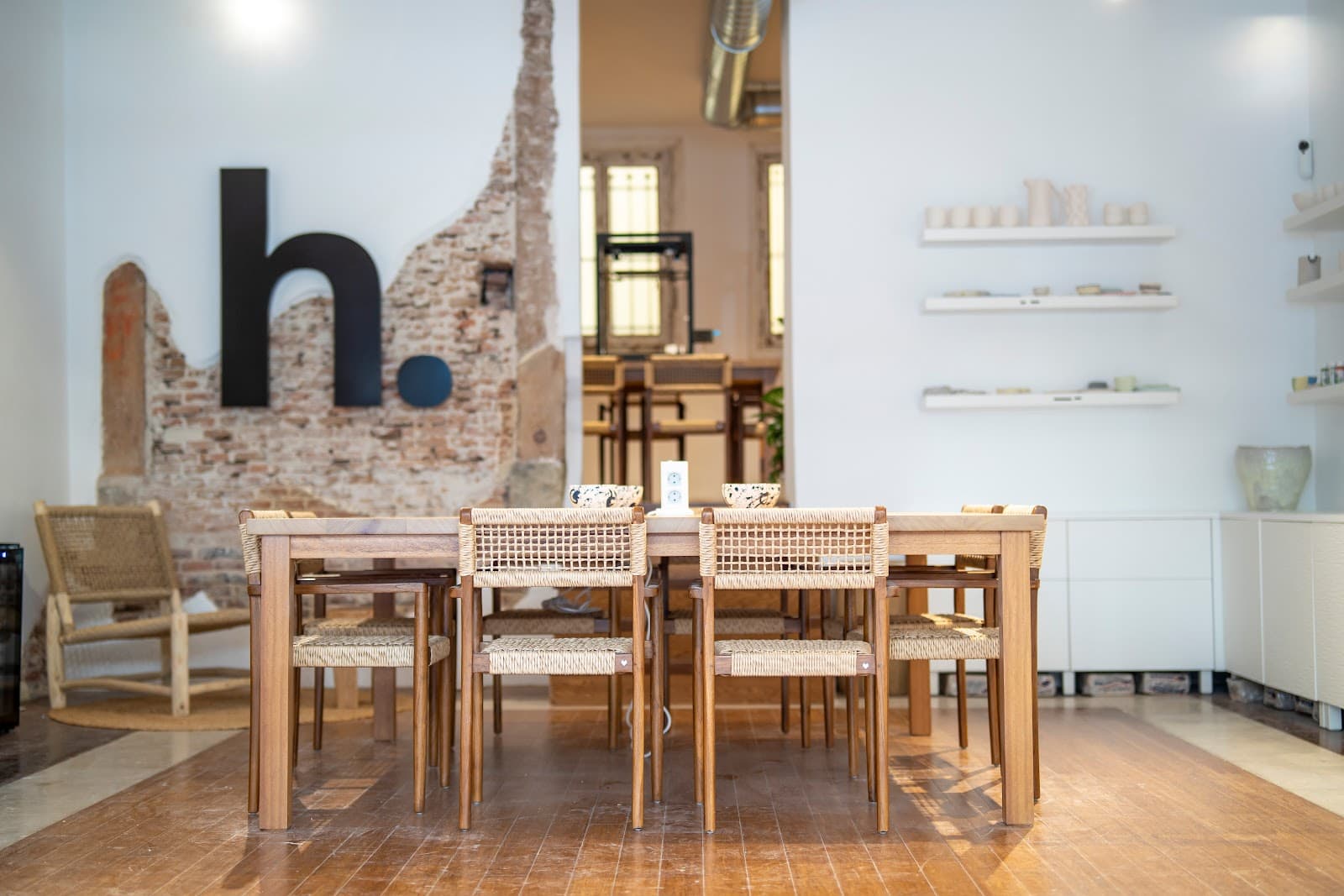 Various Ceramic Studios (e.g., La Tienda de Ceramica) - Image 1