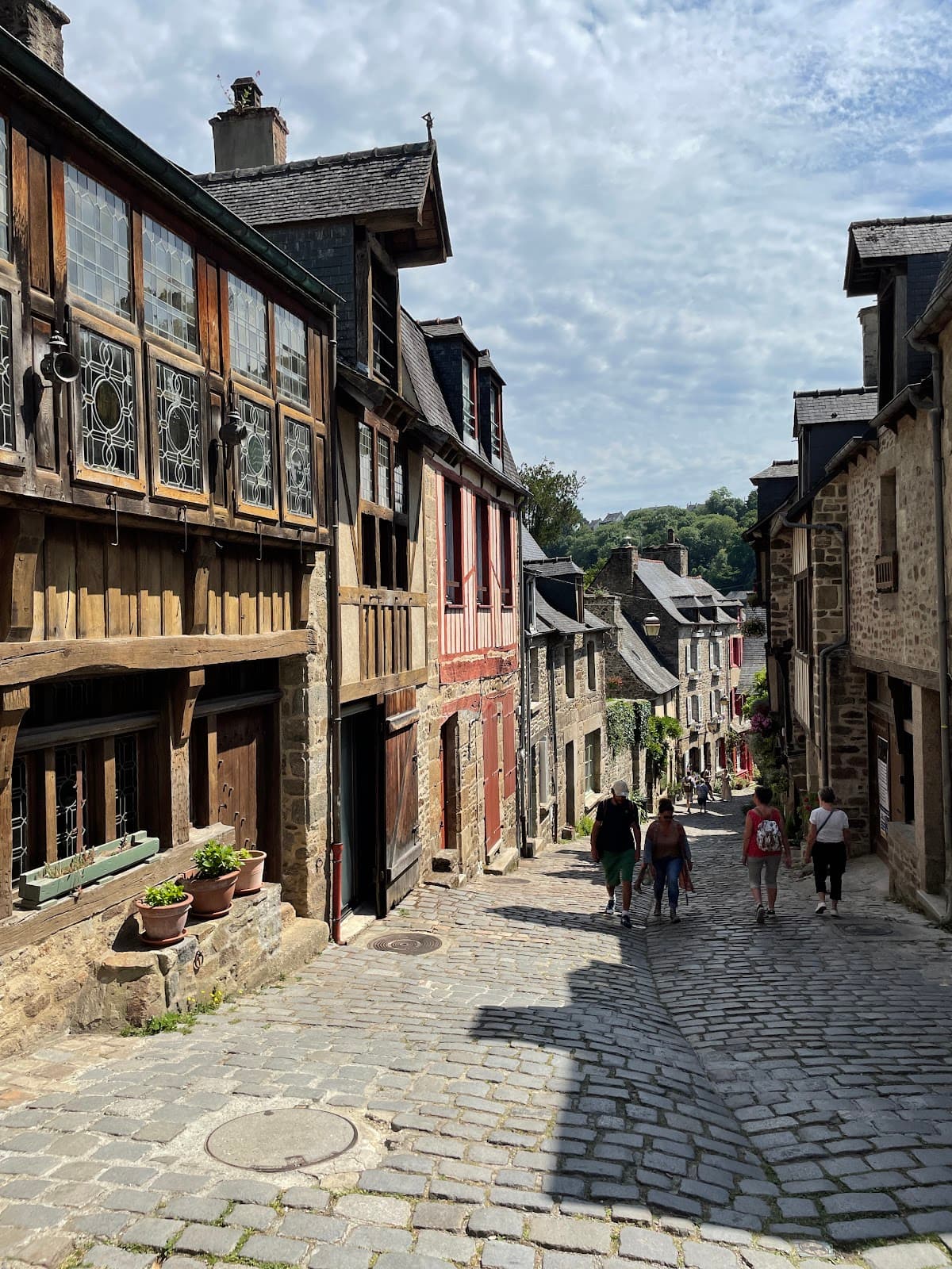 Rue du Jerzual Dinan - Image 1