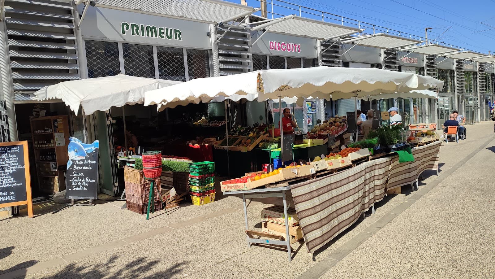 Marché de Saint-Raphaël Halles - Image 1