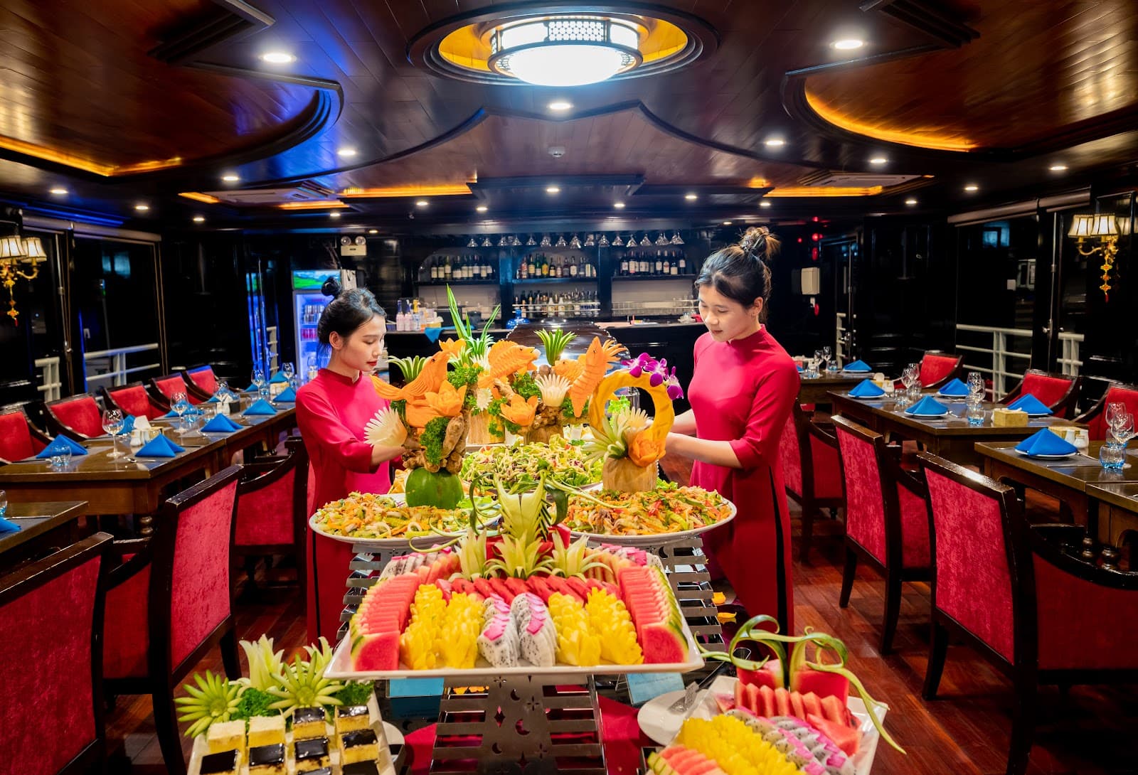 Ha Long Bay Cruise Sundeck - Image 1