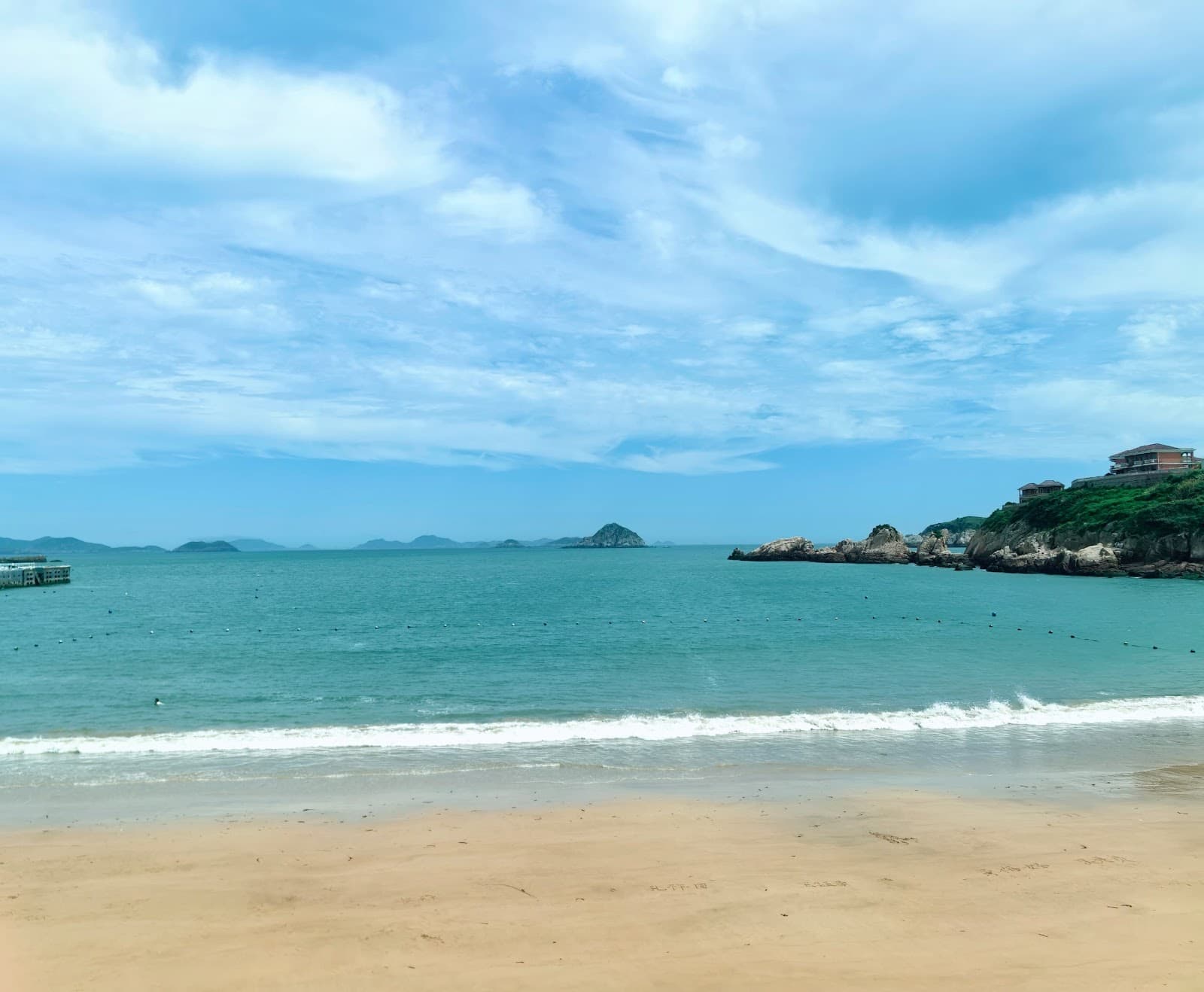 Huaniao Lighthouse - Image 1