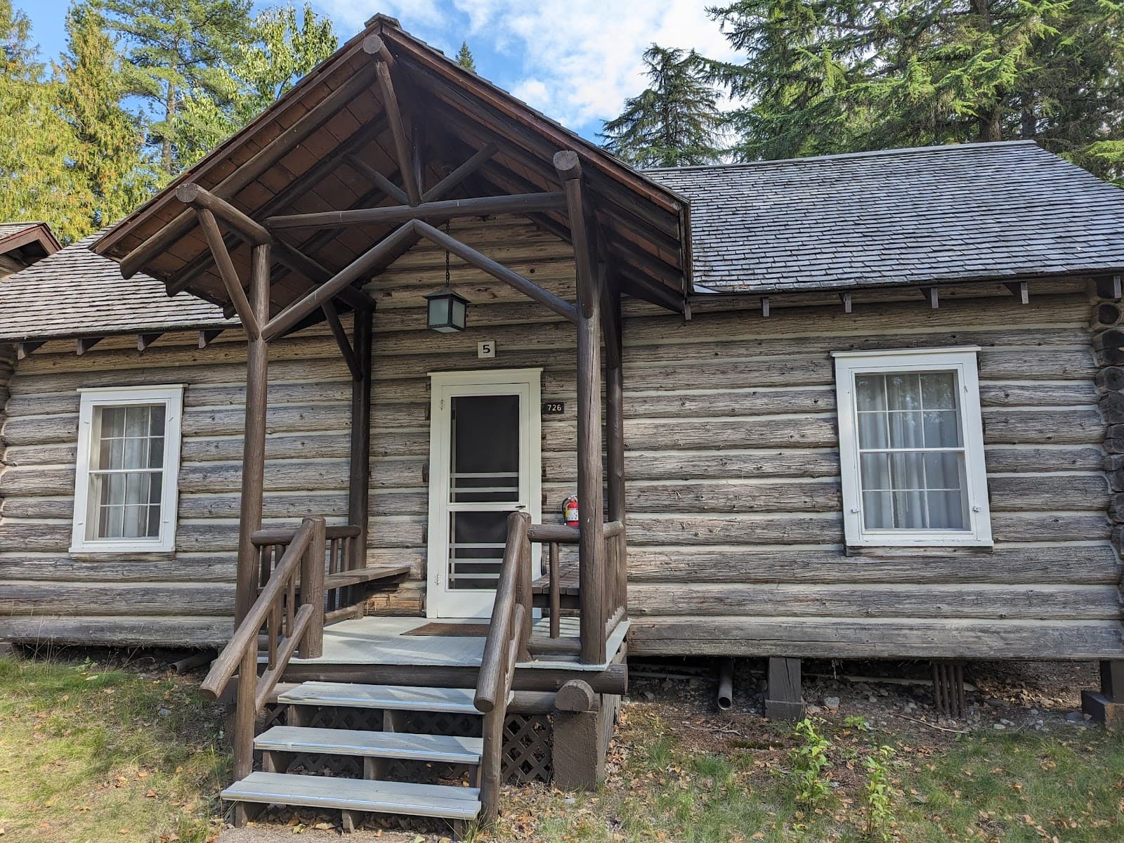 Lake McDonald Lodge - Image 1