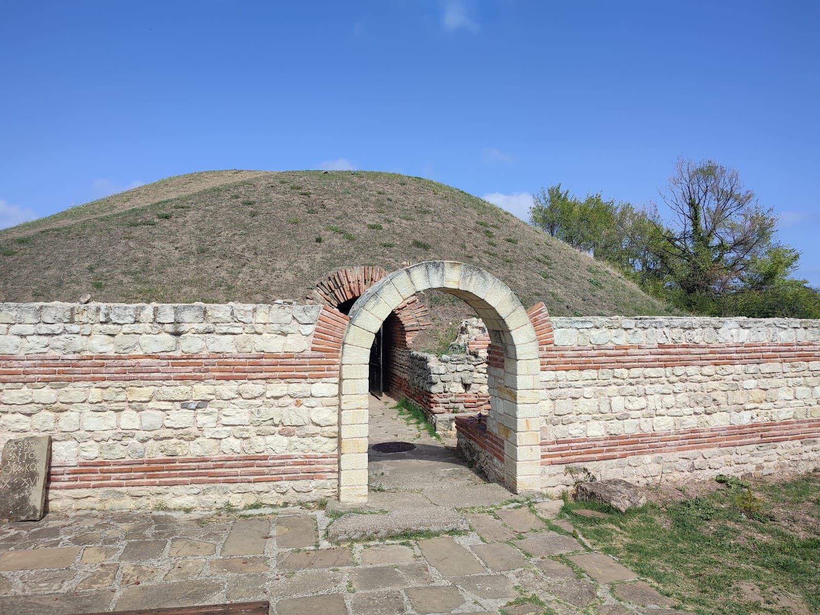 Thracian Tomb of Pomorie - Image 1